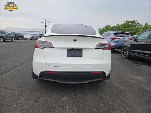 2022 Tesla Model Y Performance Dual Motor All-Wheel Drive