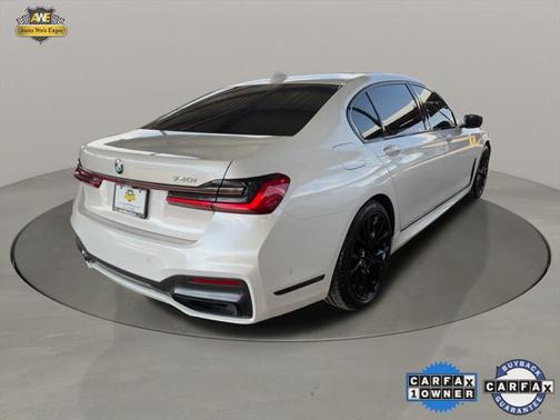 2022 BMW 740 i