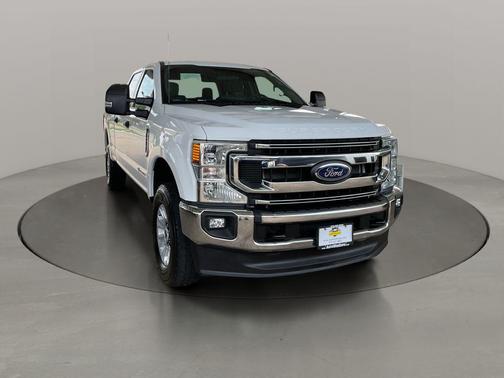 Oxford White 2022 Ford F-250 XLT
