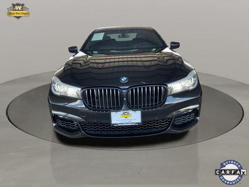 2019 BMW 740 740i