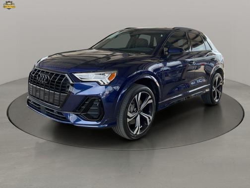 2023 Audi Q3 45 S line Premium Plus