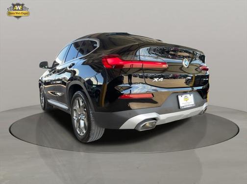 2022 BMW X4 xDrive30i