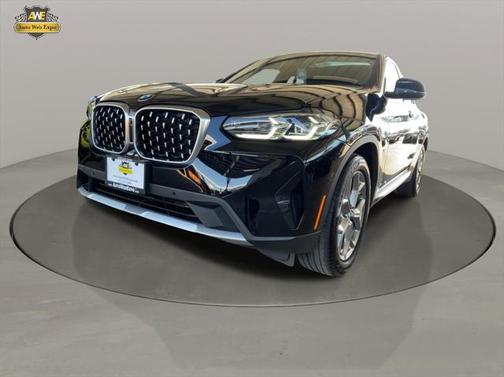 2022 BMW X4 xDrive30i