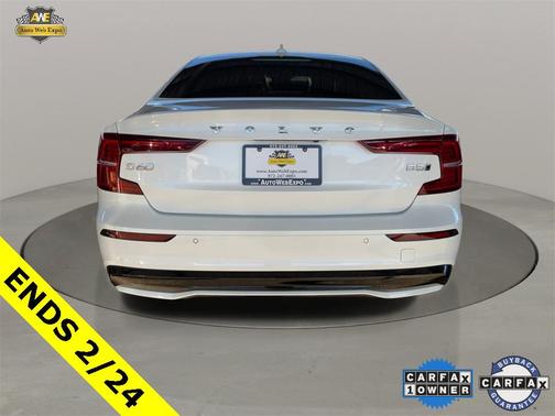 2024 Volvo S60 B5 Core Dark Theme