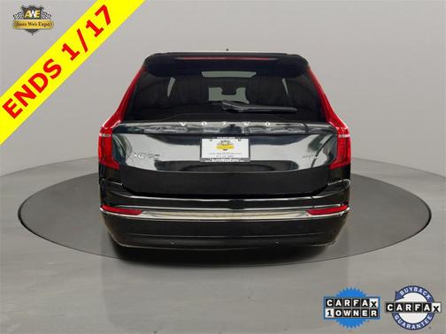 2023 Volvo XC90 B5 Plus