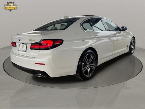 2023 BMW 530 i