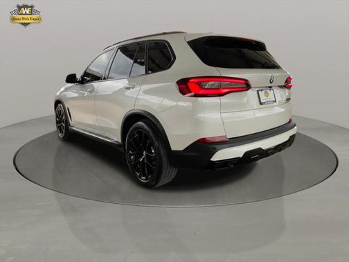 2023 BMW X5 sDrive40i