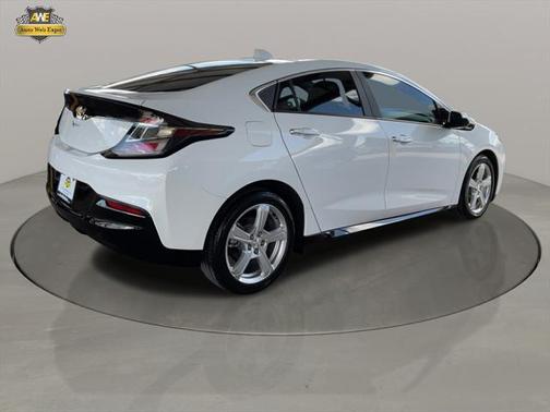 2018 Chevrolet Volt LT