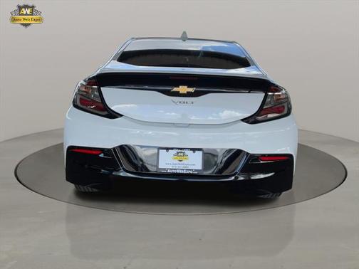 2018 Chevrolet Volt LT