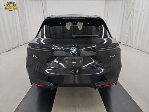 2022 BMW iX xDrive50