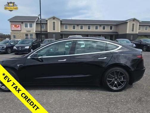 2019 Tesla Model 3 Mid Range