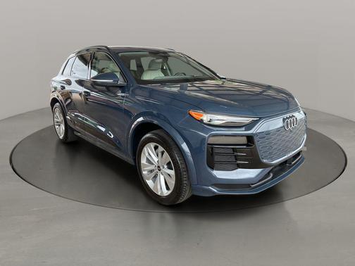 Plasma Blue Metallic 2025 Audi Q6 e-tron Premium