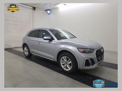 2023 Audi Q5 45 S line Premium