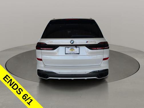 Mineral White Metallic 2024 BMW X7 M60i