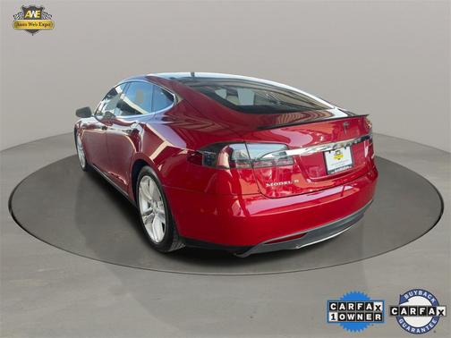 2016 Tesla Model S P90D