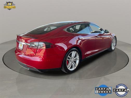 2016 Tesla Model S P90D