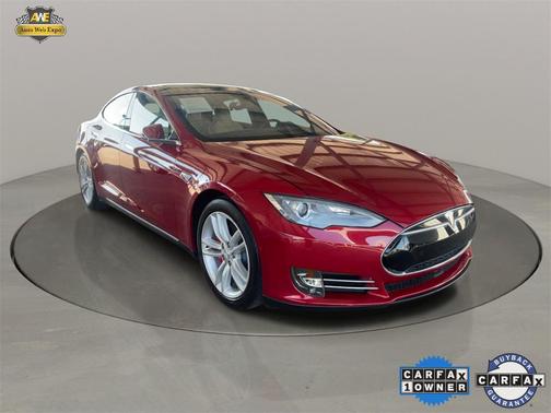 2016 Tesla Model S P90D