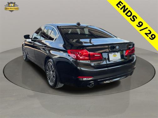 2019 BMW 530 530i