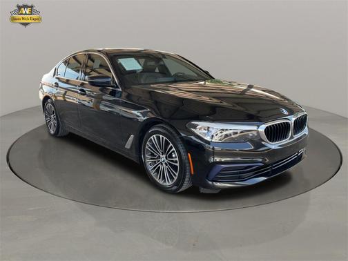 2019 BMW 530 530i