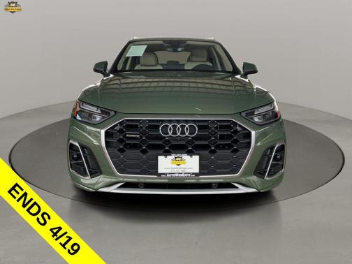 District Green Metallic 2023 Audi Q5 e 55 S line Premium Plus