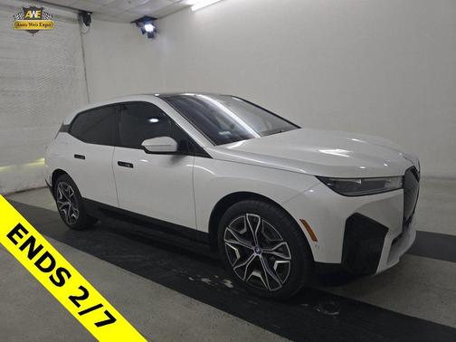 2025 BMW iX xDrive50