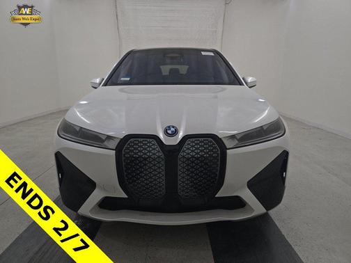 2025 BMW iX xDrive50