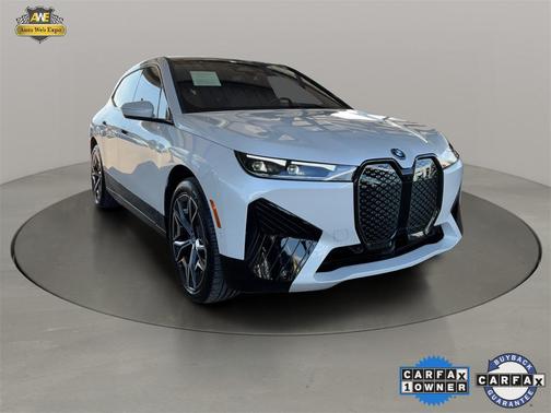 2025 BMW iX xDrive50