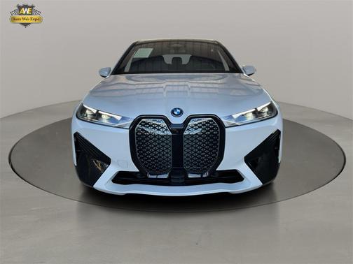 2025 BMW iX xDrive50