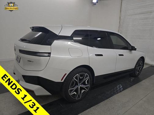 2025 BMW iX xDrive50