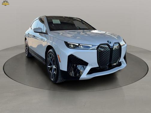 2025 BMW iX xDrive50