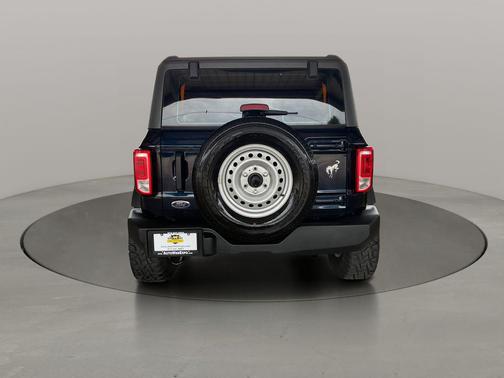 Antimatter Blue Metallic 2021 Ford Bronco Base