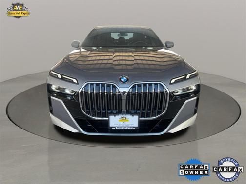 2024 BMW 740 740i