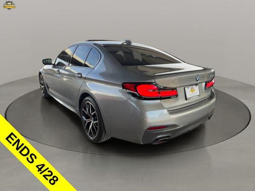 Skyscraper Gray Metallic 2023 BMW 530e Base