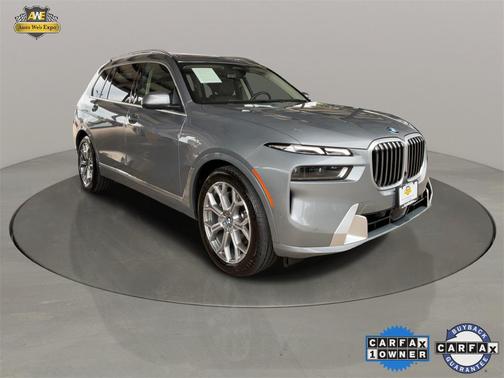 2025 BMW X7 xDrive40i