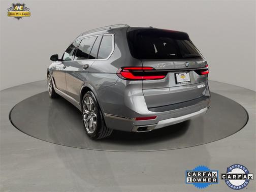 2025 BMW X7 xDrive40i
