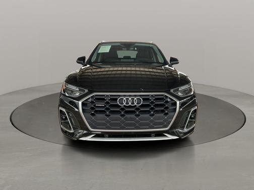 Mythos Black Metallic 2023 Audi Q5 45 S line Premium