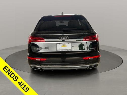 2023 Audi Q5 45 S line Premium