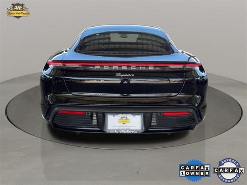 2022 Porsche Taycan Base