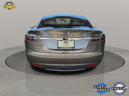 2015 Tesla Model S 85D