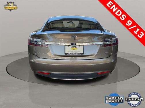 2015 Tesla Model S 90D