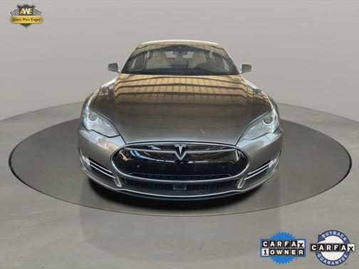 2015 Tesla Model S 85D