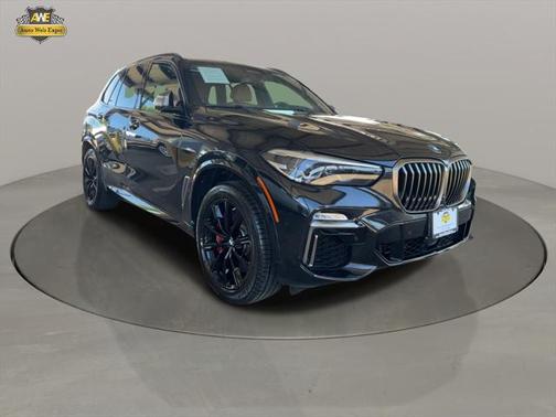 2021 BMW X5 M50i