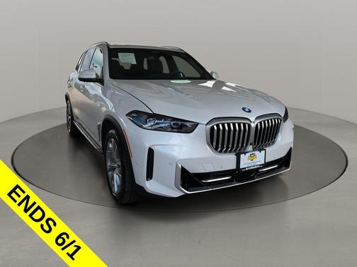 Mineral White Metallic 2025 BMW X5 xDrive40i