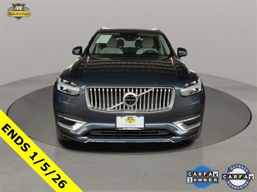 2022 Volvo XC90 Recharge Plug-In Hybrid T8 Inscription 6 Passenger