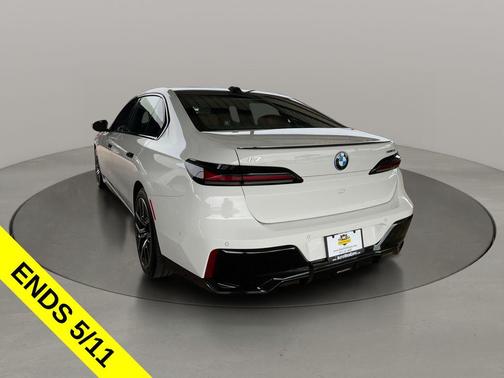 Alpine White 2023 BMW i7 xDrive60