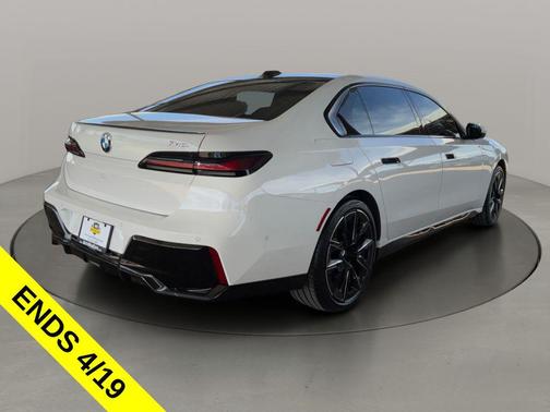 Alpine White 2023 BMW 740 i