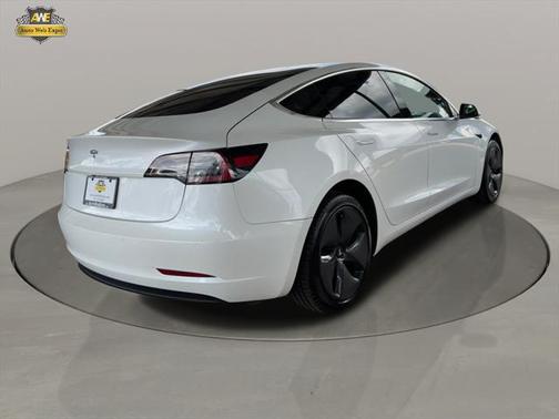2019 Tesla Model 3 Standard Range Plus