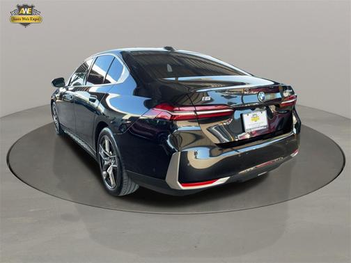 2024 BMW i5 eDrive40