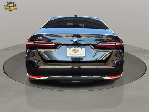 2024 BMW i5 eDrive40