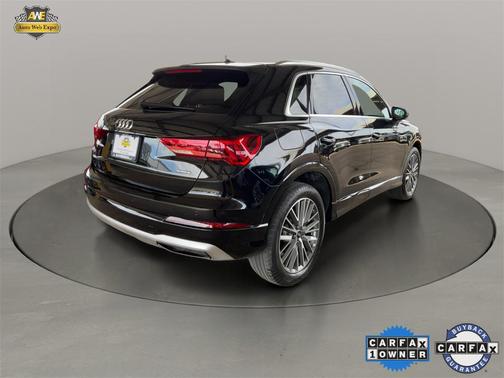 2022 Audi Q3 40 Premium